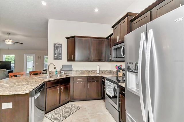 6 DIAMOND COVE COURT, Ocala, FL 34472
