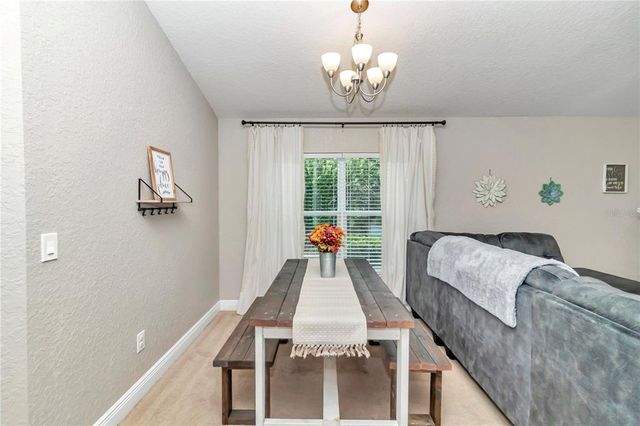 6 DIAMOND COVE COURT, Ocala, FL 34472