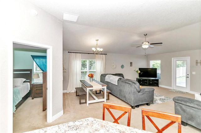 6 DIAMOND COVE COURT, Ocala, FL 34472