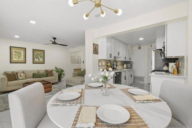 1506 Granite Hills Dr C, El Cajon, CA 92019