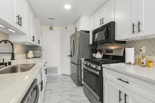 1506 Granite Hills Dr C, El Cajon, CA 92019
