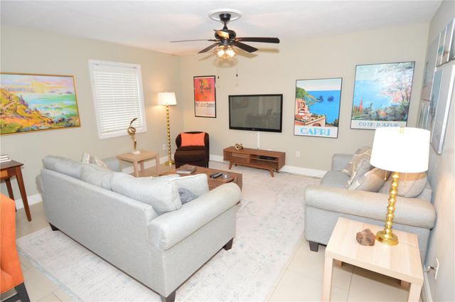 3873 POMPANO DRIVE SE D, St Petersburg, FL 33705