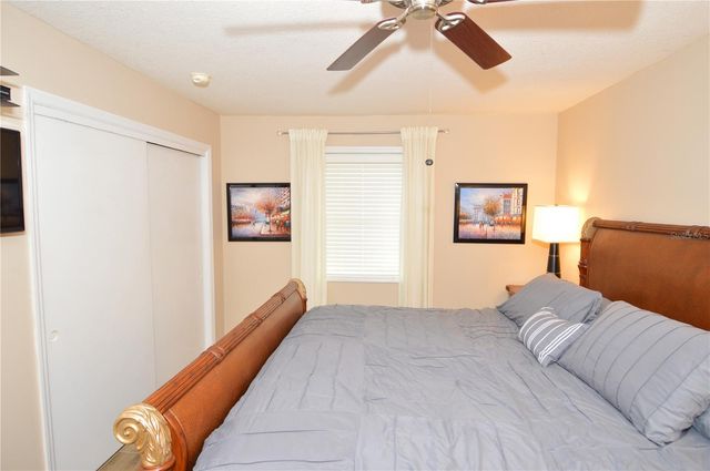 3873 POMPANO DRIVE SE D, St Petersburg, FL 33705