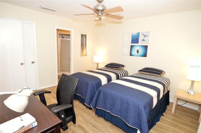 3873 POMPANO DRIVE SE D, St Petersburg, FL 33705