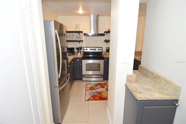 3873 POMPANO DRIVE SE D, St Petersburg, FL 33705