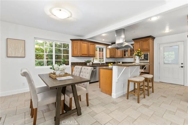 30032 Oak Lane, Silverado Canyon, CA 92676