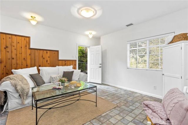 30032 Oak Lane, Silverado Canyon, CA 92676