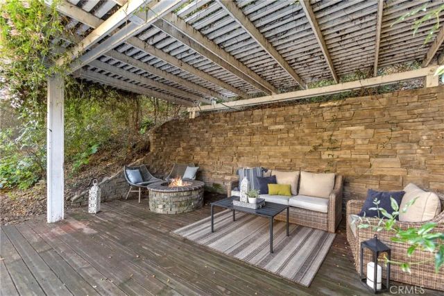 30032 Oak Lane, Silverado Canyon, CA 92676