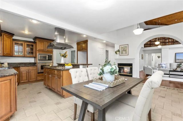 30032 Oak Lane, Silverado Canyon, CA 92676