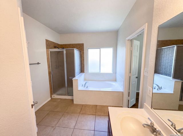 26210 Presidio Mesa, Boerne, TX 78015