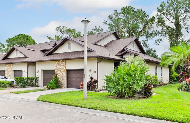 121 Dovecote Lane, Daytona Beach, FL 32114