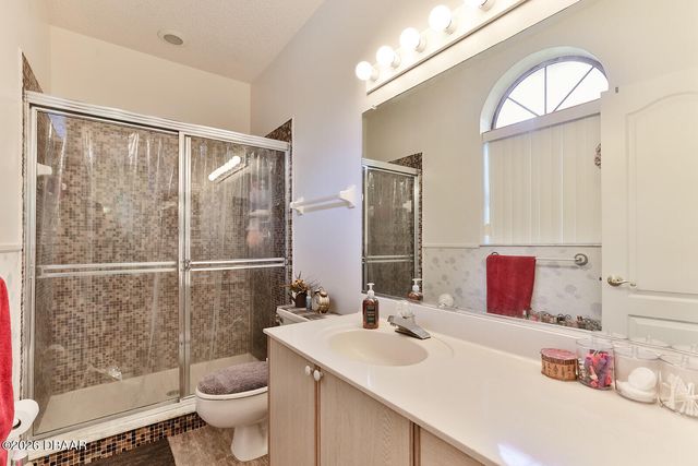 121 Dovecote Lane, Daytona Beach, FL 32114
