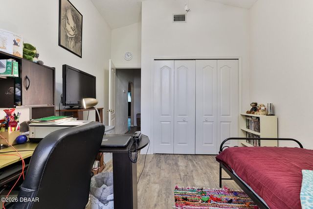 121 Dovecote Lane, Daytona Beach, FL 32114