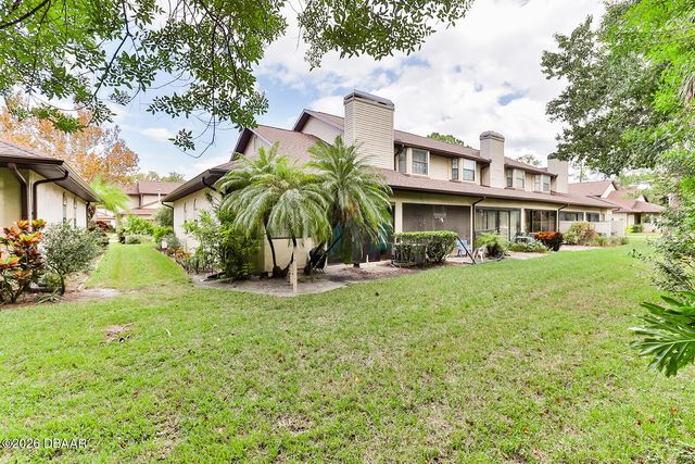 121 Dovecote Lane, Daytona Beach, FL 32114