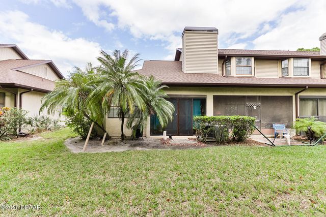 121 Dovecote Lane, Daytona Beach, FL 32114