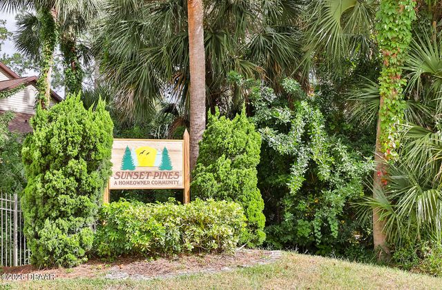 121 Dovecote Lane, Daytona Beach, FL 32114