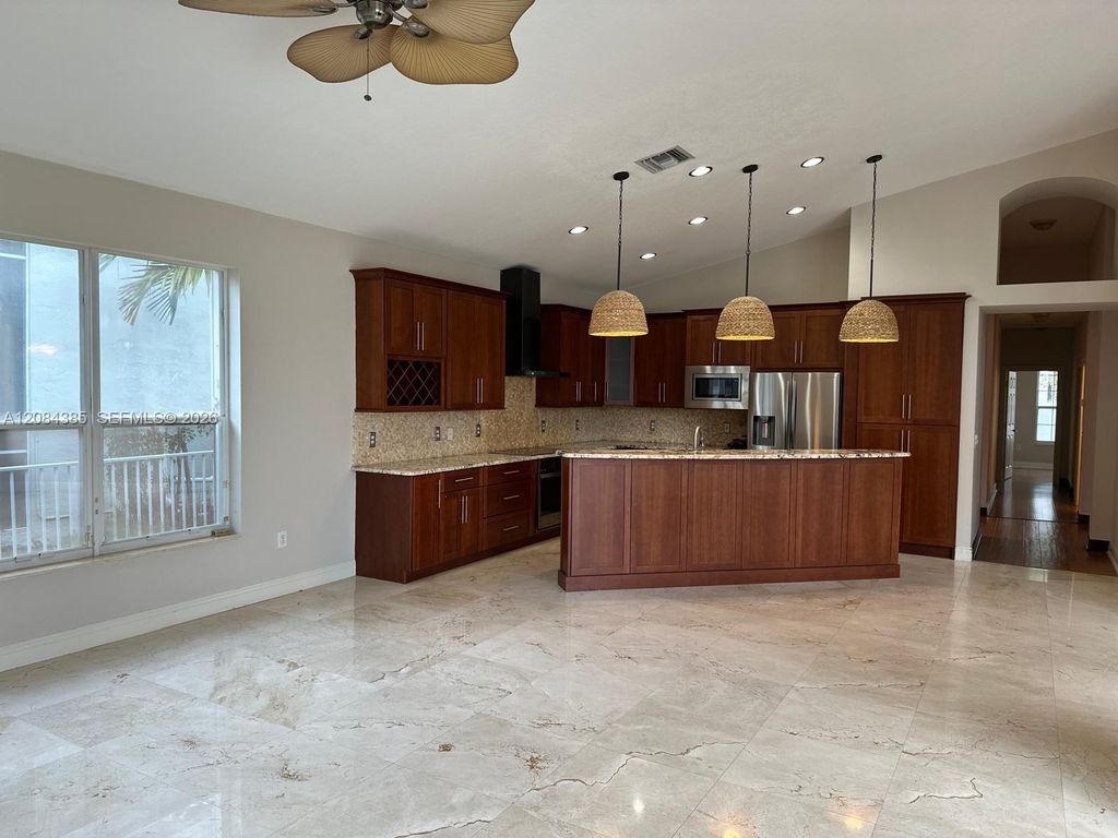 18580 SW 44th Street 1, Miramar, FL 33029
