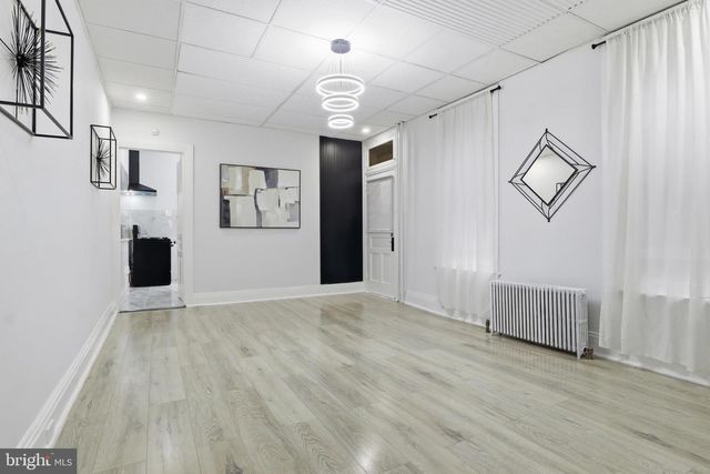 727 W KING ST, York, PA 17401