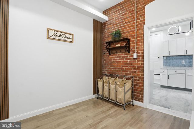 727 W KING ST, York, PA 17401