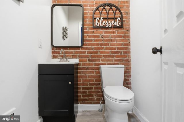 727 W KING ST, York, PA 17401