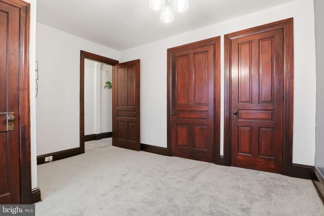 727 W KING ST, York, PA 17401