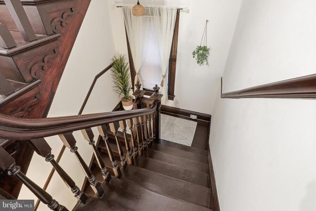 727 W KING ST, York, PA 17401