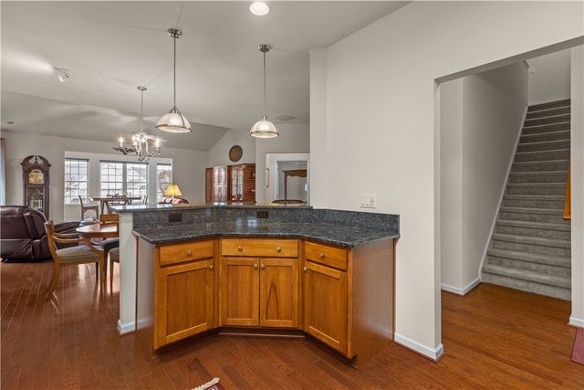 137 Freedom Ln, Ohio Twp, PA 15143