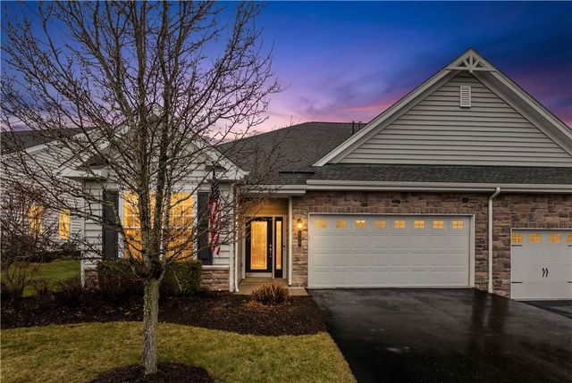 137 Freedom Ln, Ohio Twp, PA 15143