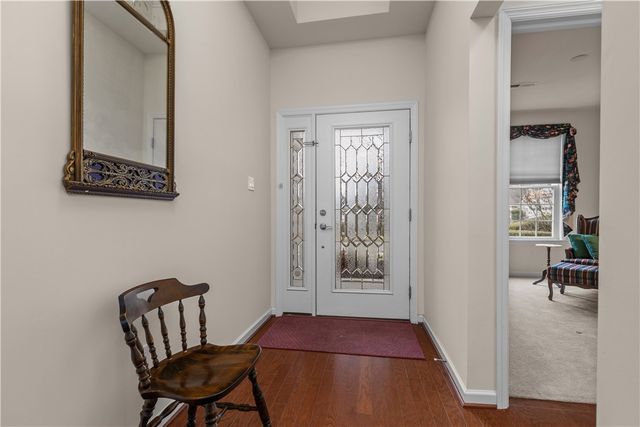 137 Freedom Ln, Ohio Twp, PA 15143