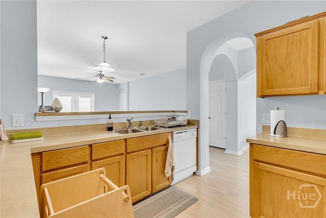 69 Chapel Lk N Drive, Savannah, GA 31419