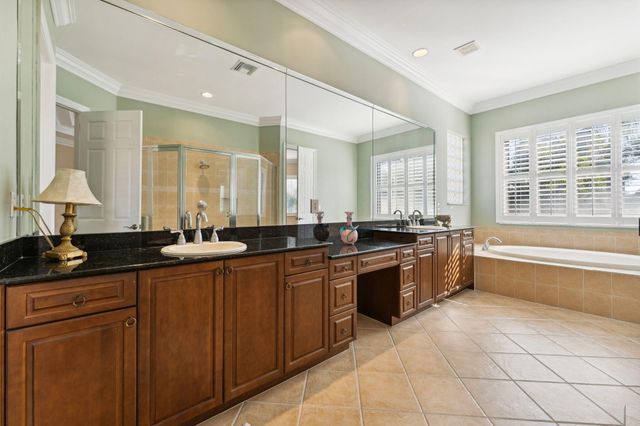 10380 Trianon Place, Wellington, FL 33449
