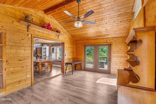 1131 Lindsey Drive, Sevierville, TN 37876