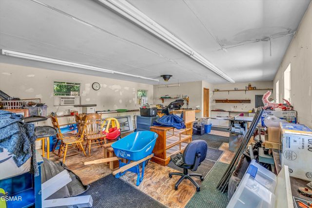 1131 Lindsey Drive, Sevierville, TN 37876