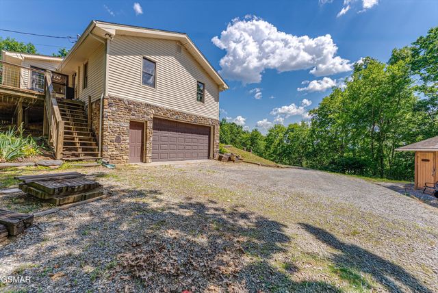 1131 Lindsey Drive, Sevierville, TN 37876