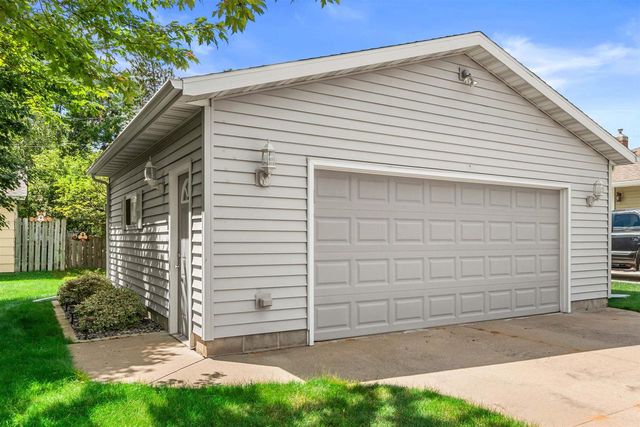 2010 CHASE STREET, Wisconsin Rapids, WI 54495
