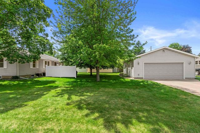 2010 CHASE STREET, Wisconsin Rapids, WI 54495