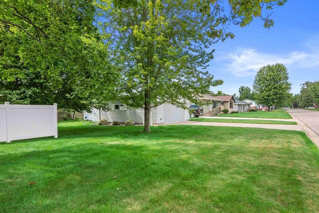 2010 CHASE STREET, Wisconsin Rapids, WI 54495