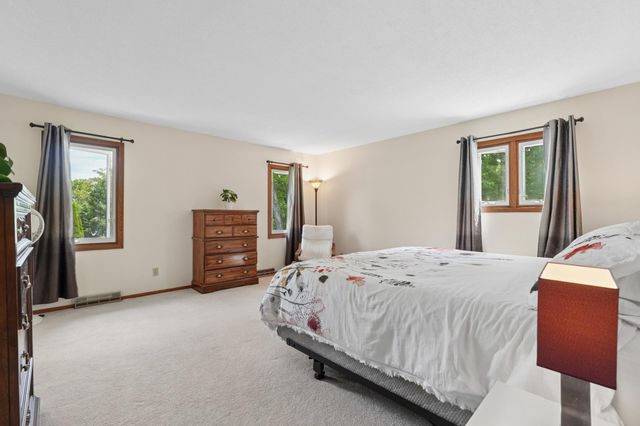 1473 Windemere Drive NE, Fridley, MN 55421
