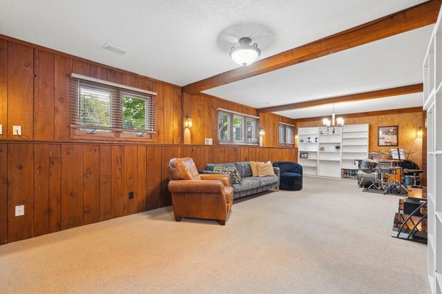 1473 Windemere Drive NE, Fridley, MN 55421