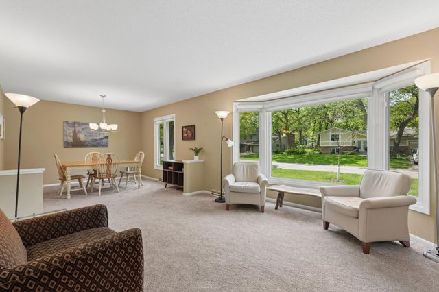 1473 Windemere Drive NE, Fridley, MN 55421