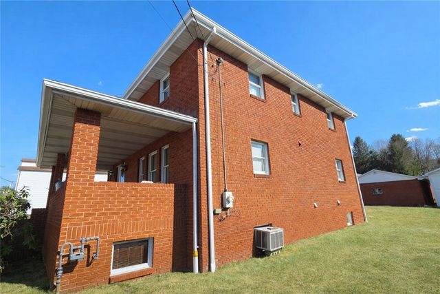 404 Indiana Avenue, Avonmore, PA 15618