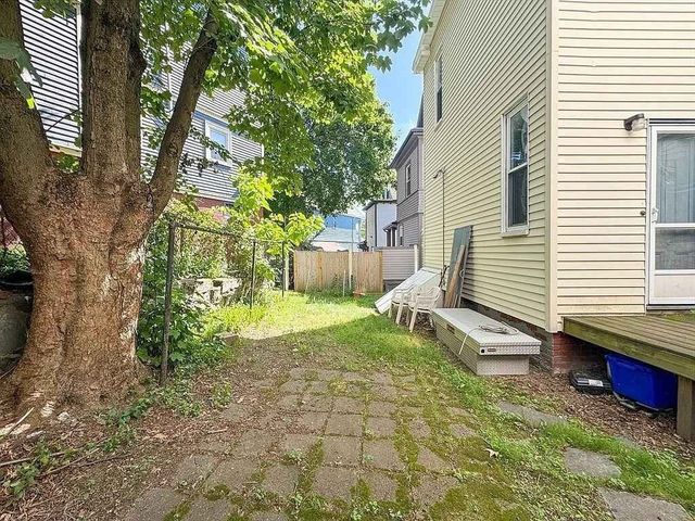57 Bartlett St 2, Somerville, MA 02145