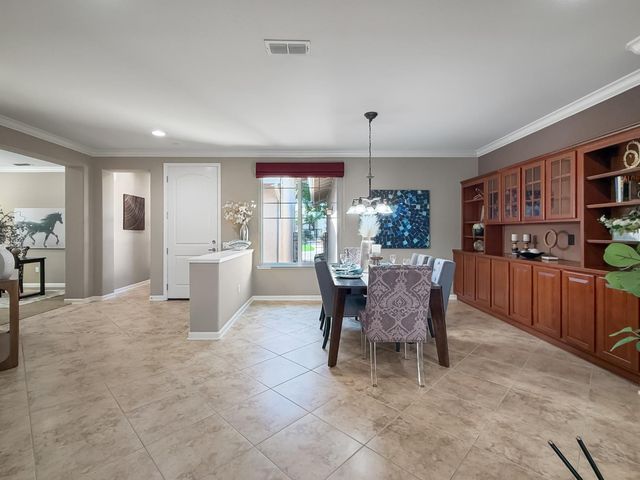1143 Fairway Valley Ln, Lincoln, CA 95648