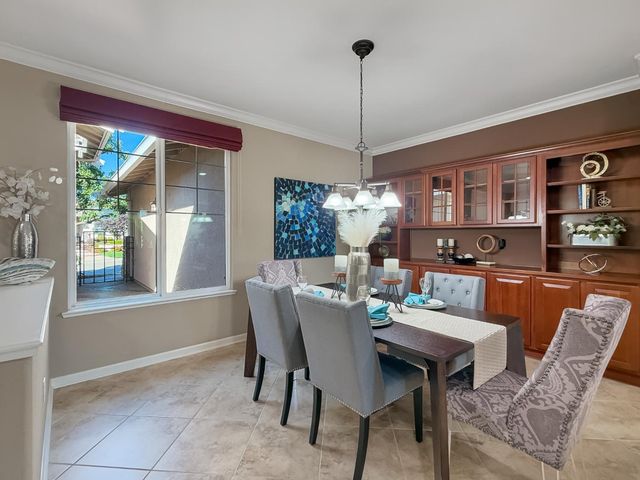 1143 Fairway Valley Ln, Lincoln, CA 95648