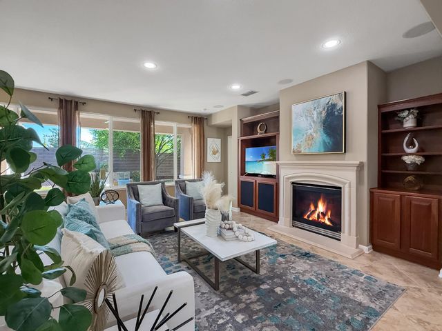 1143 Fairway Valley Ln, Lincoln, CA 95648