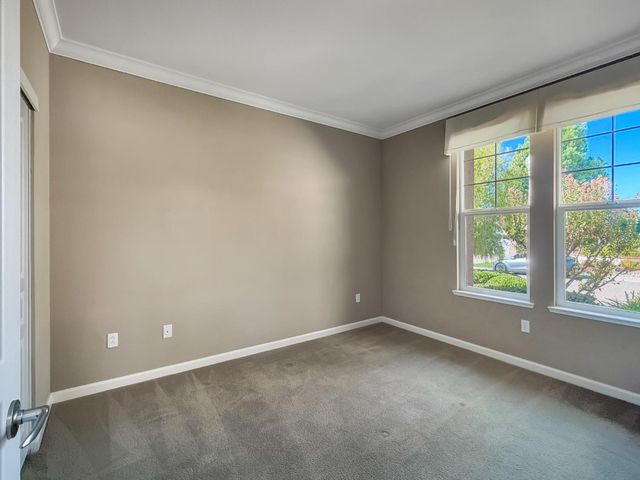 1143 Fairway Valley Ln, Lincoln, CA 95648