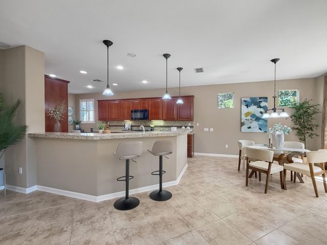 1143 Fairway Valley Ln, Lincoln, CA 95648