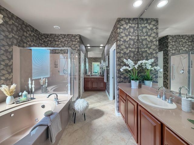 1143 Fairway Valley Ln, Lincoln, CA 95648