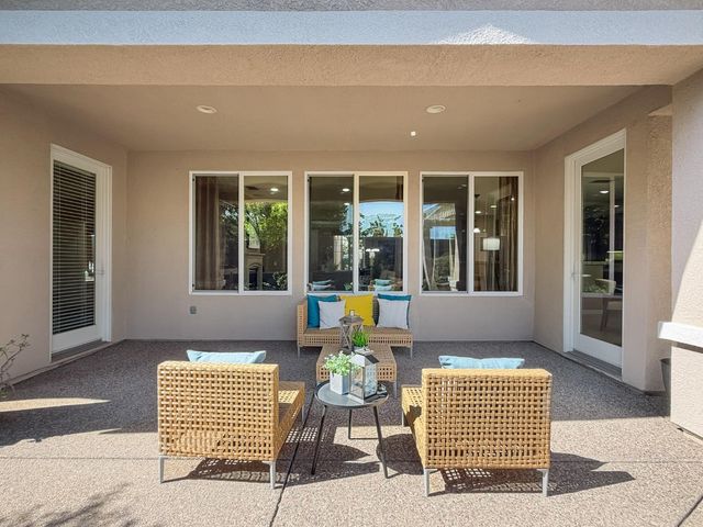 1143 Fairway Valley Ln, Lincoln, CA 95648