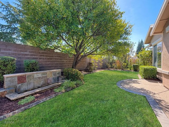 1143 Fairway Valley Ln, Lincoln, CA 95648
